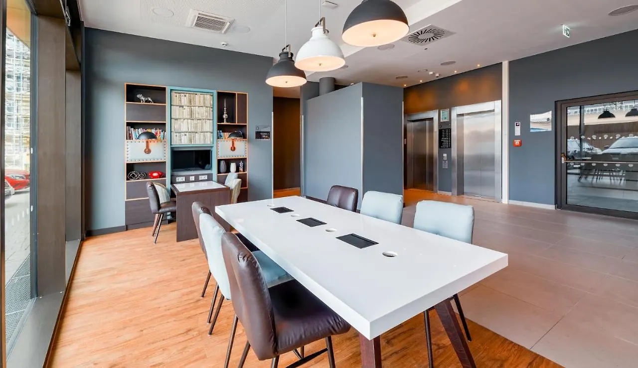Отель Premier Inn Mannheim City Centre